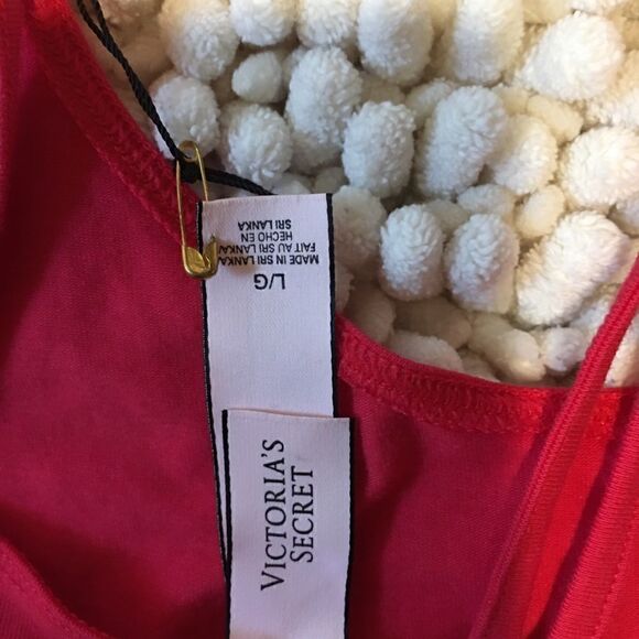 VICTORIA SECRET Red Cropped Top - Picture 5 of 7